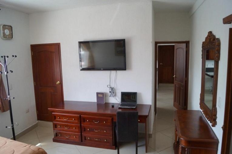 Apartamentos Comodos Cerca Del Aeropuerto Ciudad Guatemala Eksteriør billede