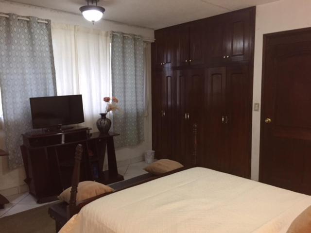 Apartamentos Comodos Cerca Del Aeropuerto Ciudad Guatemala Eksteriør billede