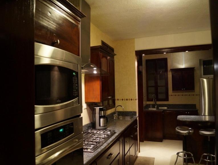 Apartamentos Comodos Cerca Del Aeropuerto Ciudad Guatemala Eksteriør billede