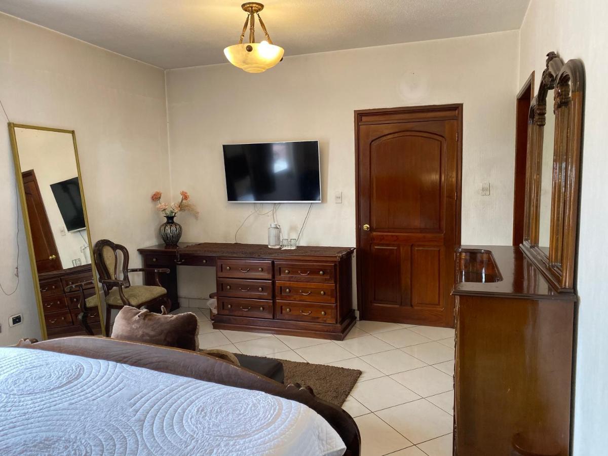 Apartamentos Comodos Cerca Del Aeropuerto Ciudad Guatemala Eksteriør billede